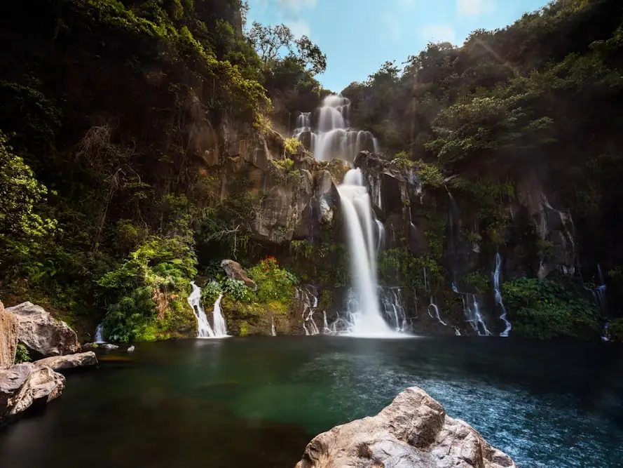 Le bassin de Grand Galet et sa cascade en éventail